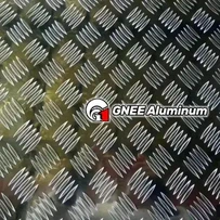 Plat Kotak-kotak Tapak Aluminium 1200